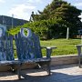 <p align=left>Chaises défraîchies mais originales et... confortables.